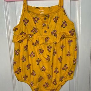Carter’s girls onesie, worn once!